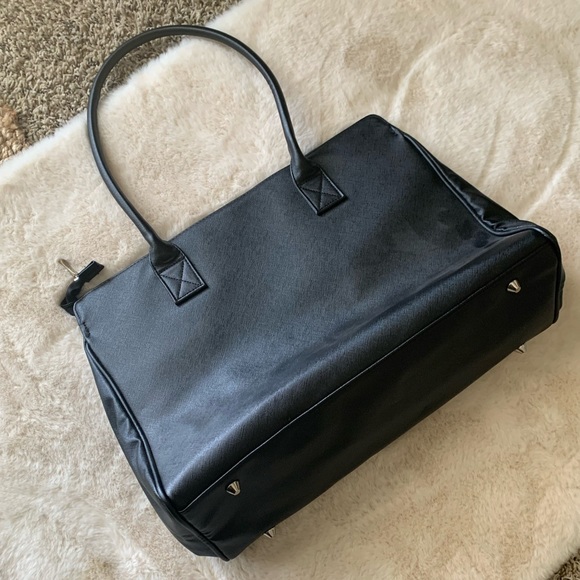 Travel Bag - Picture 2 of 3